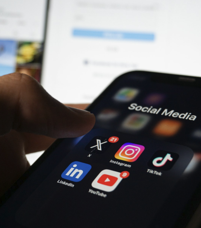 mobile social media1000